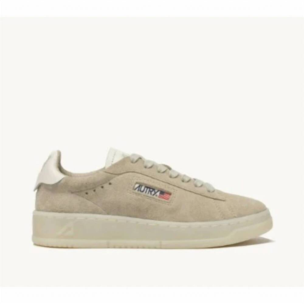 NEW AUTRY women's dallas sneaker in taupe suede